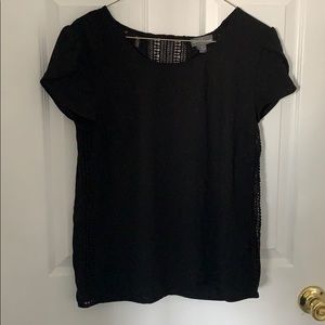 Black short sleeve shirt